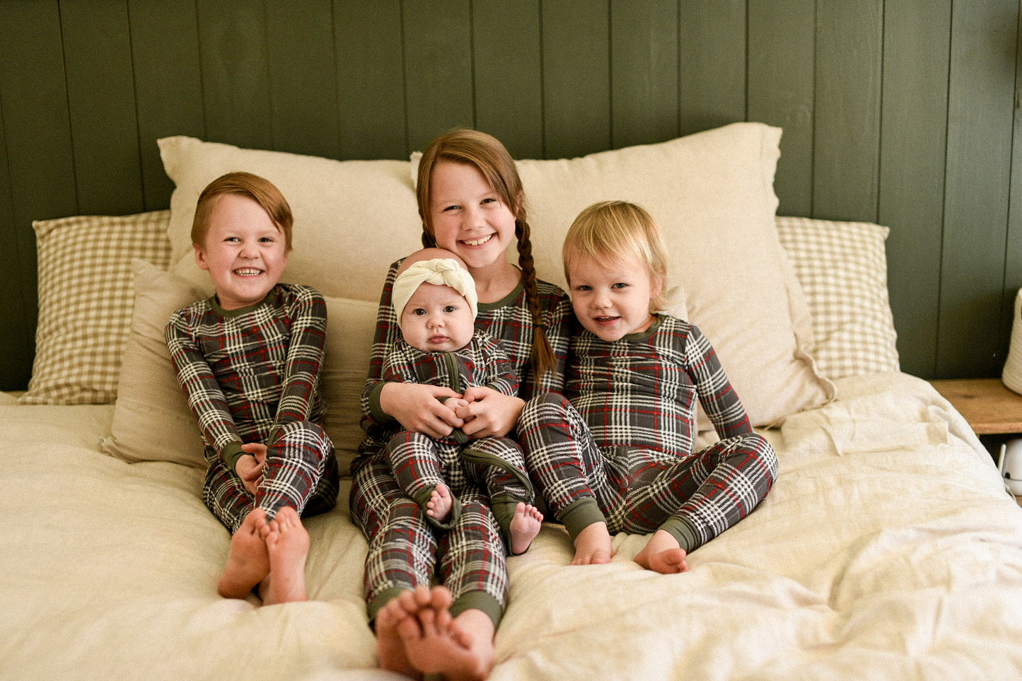 Green Plaid 2 pc Christmas set